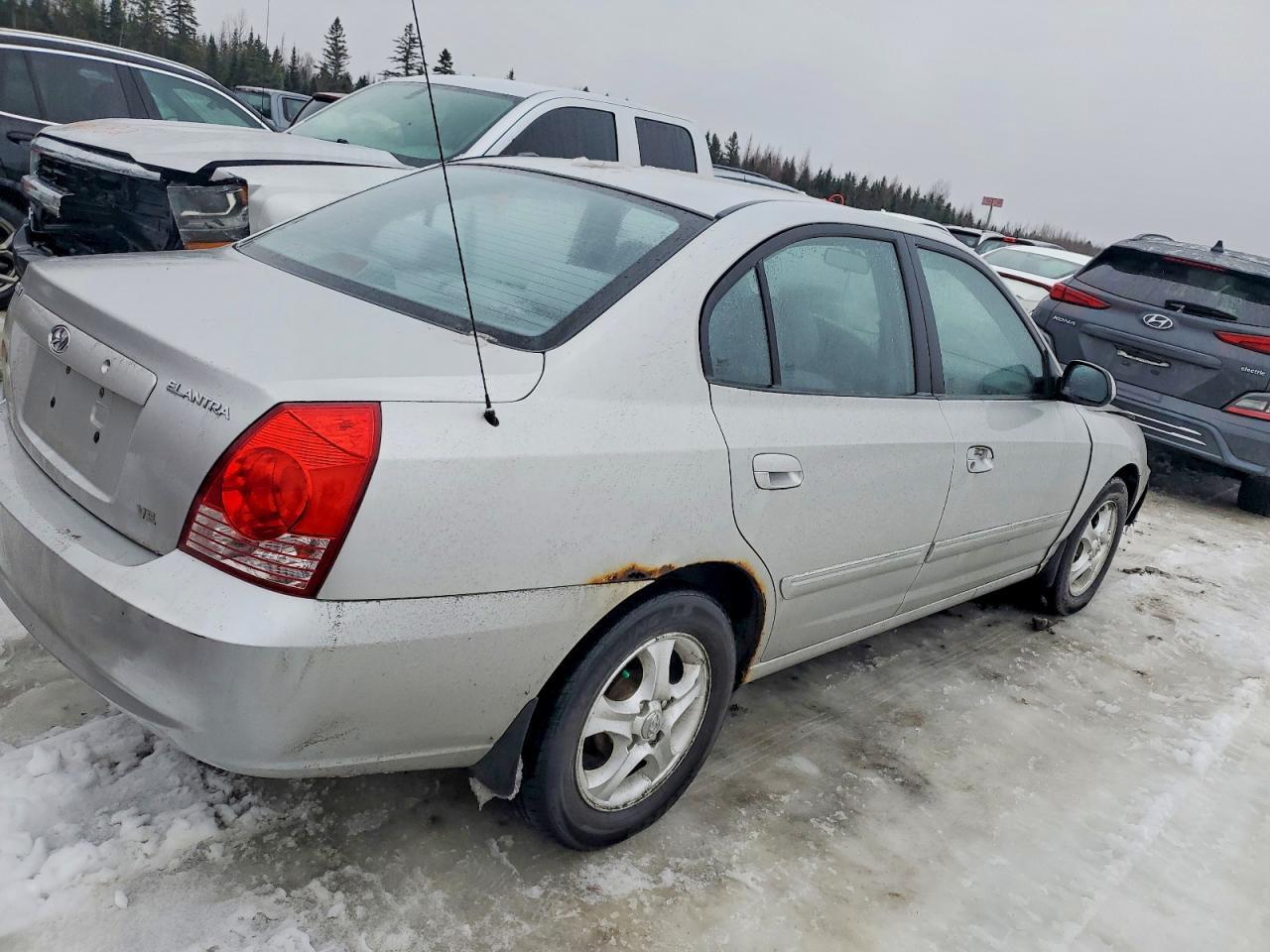 2004 Hyundai Elantra gls
