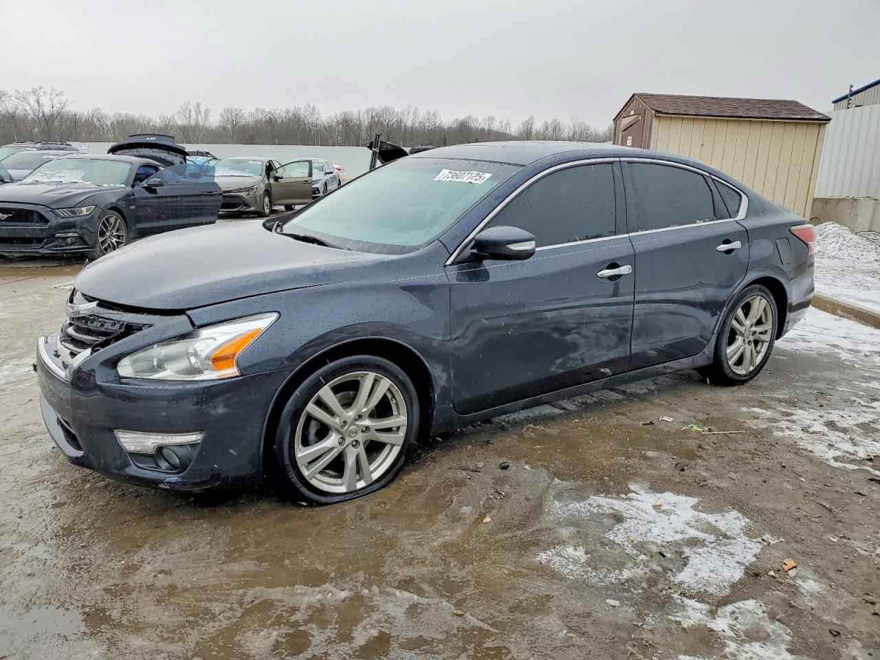 2015 Niss Altima 3.5s