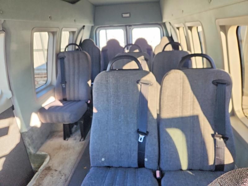 2008 Ford Econoline E250 van