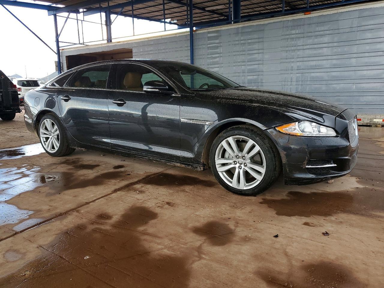 2013 Jaguar Xjl Portfolio