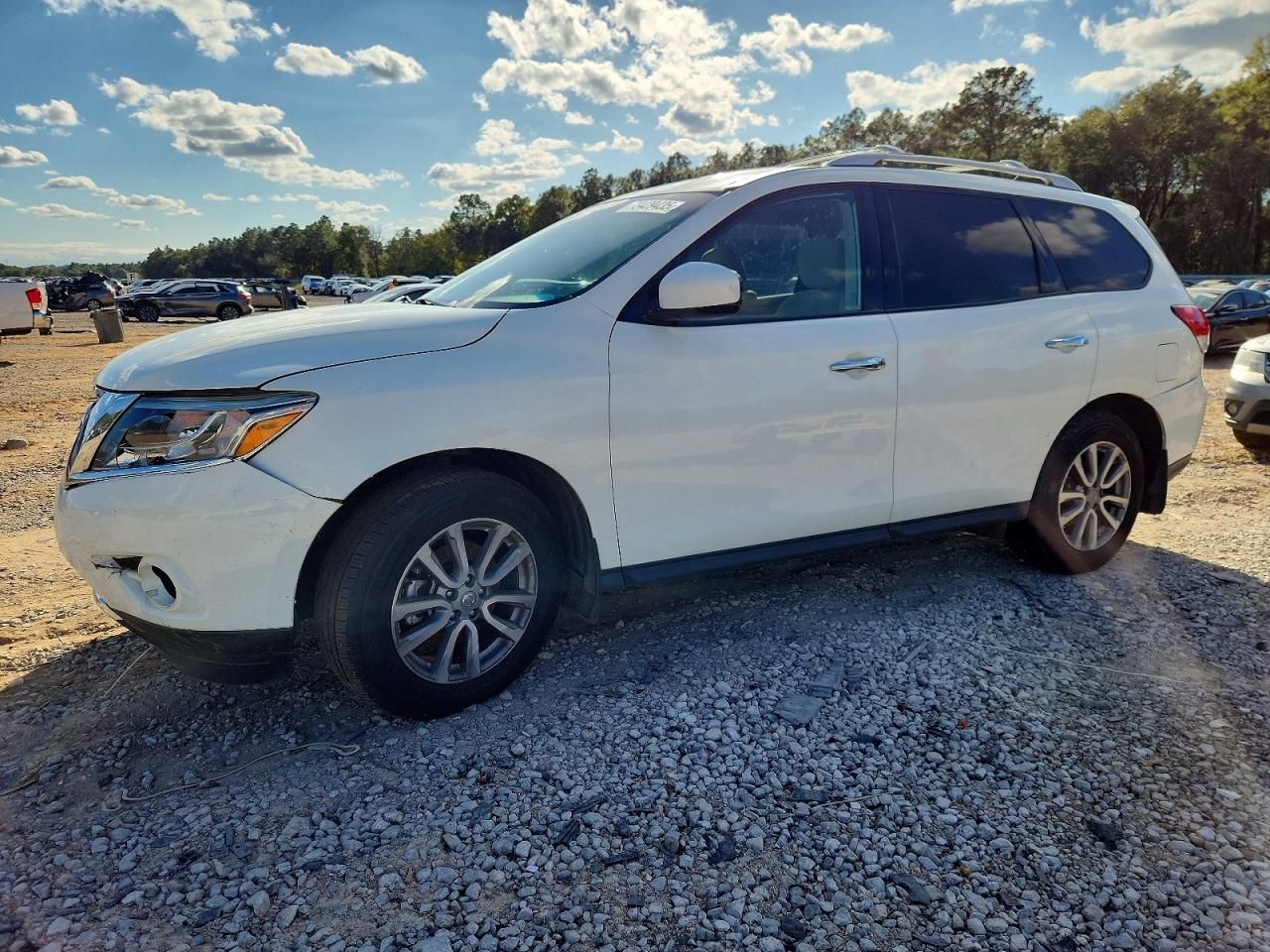 2016 Nissan Pathfinder s