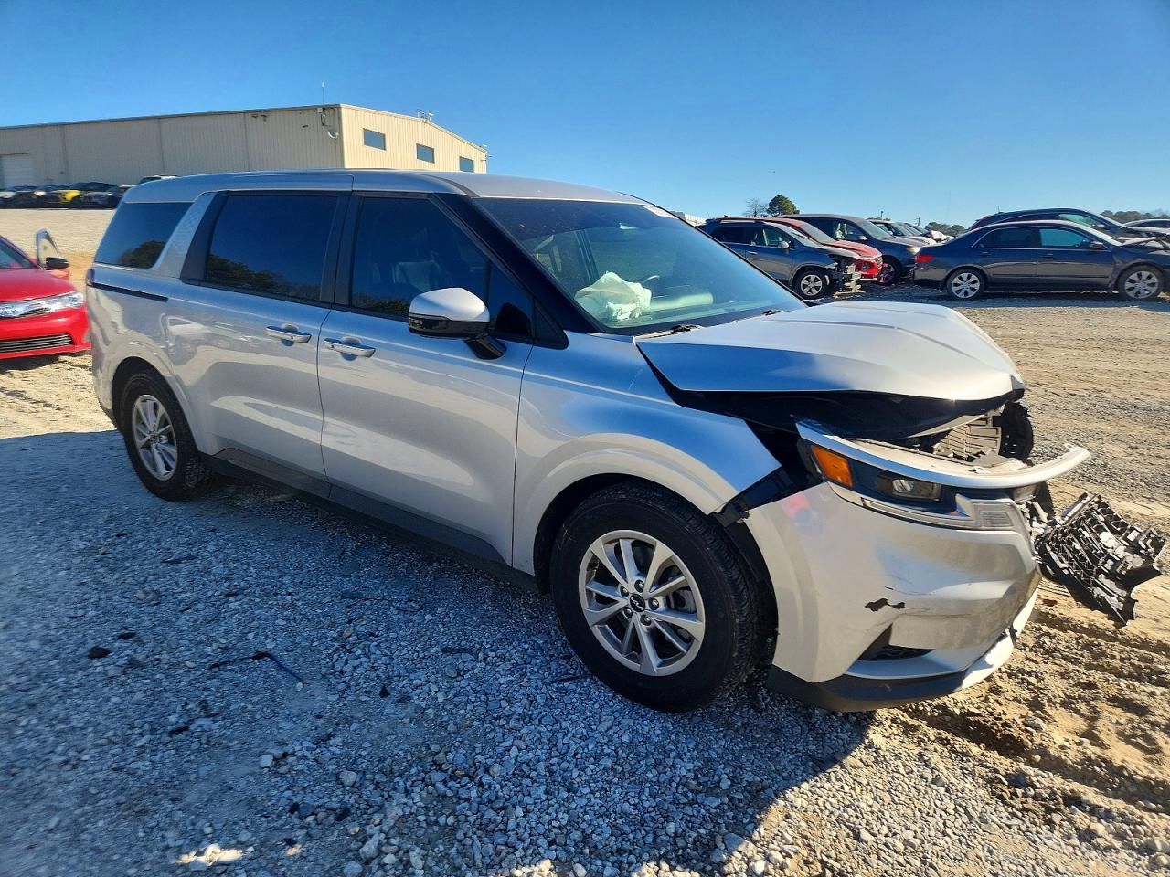 2022 KIA Carnival lx