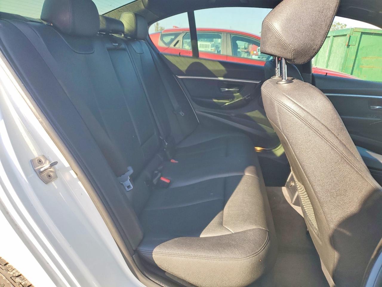 2018 BMW 330e