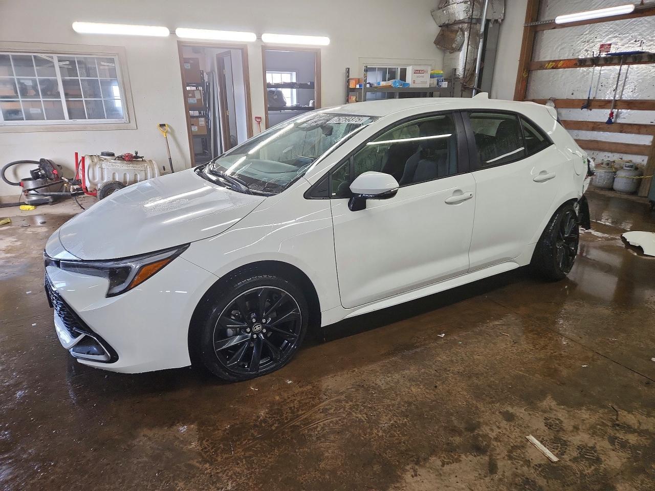 2025 Toyota Corolla Hatchback xse