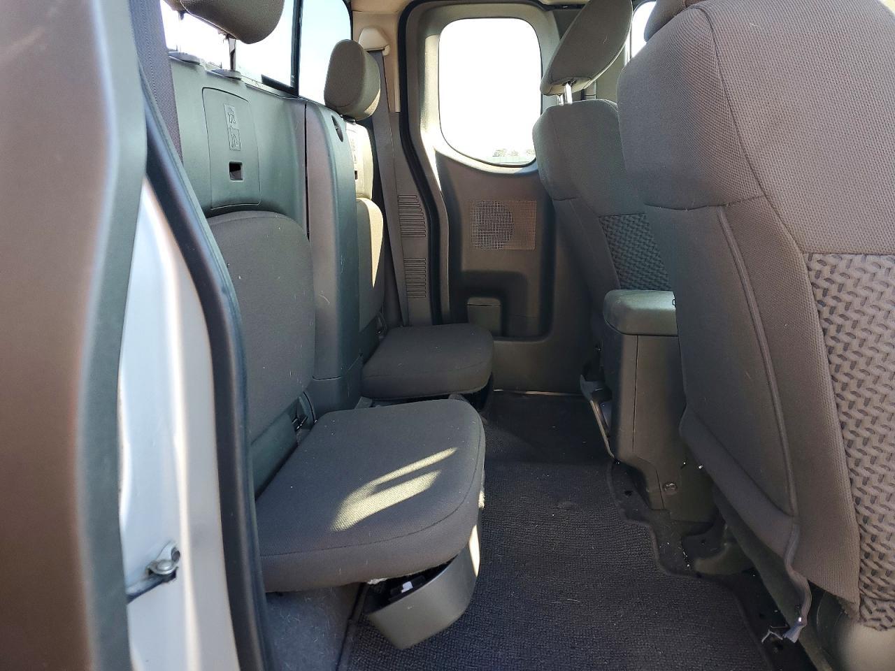 2018 Nissan Frontier s