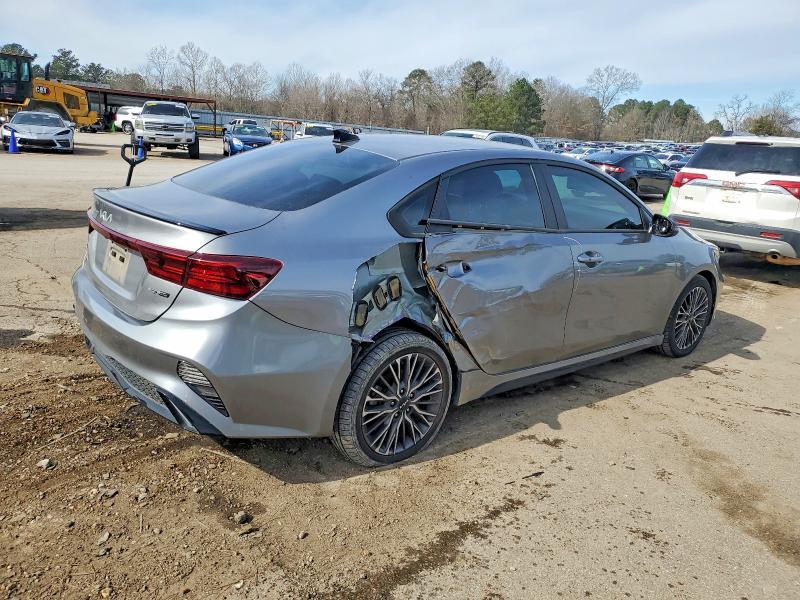 2023 KIA Forte gt Line