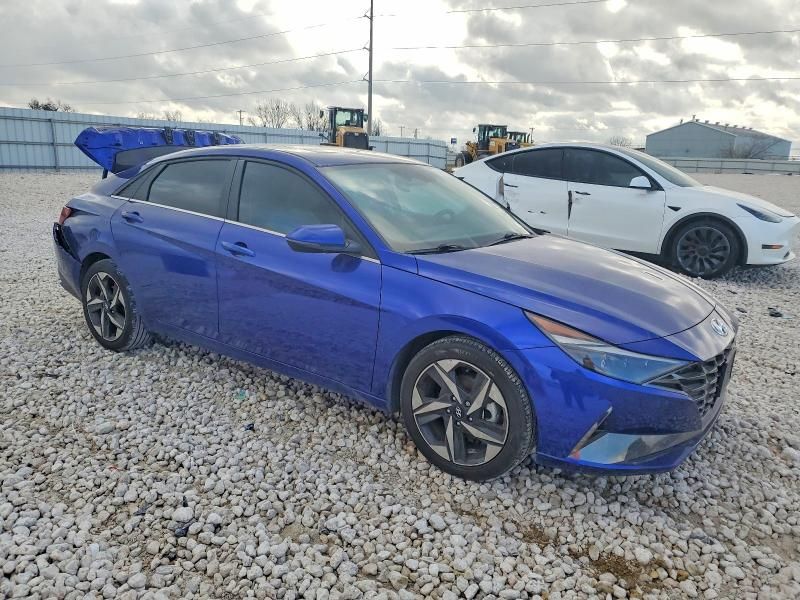 2022 Hyundai Elantra Limited