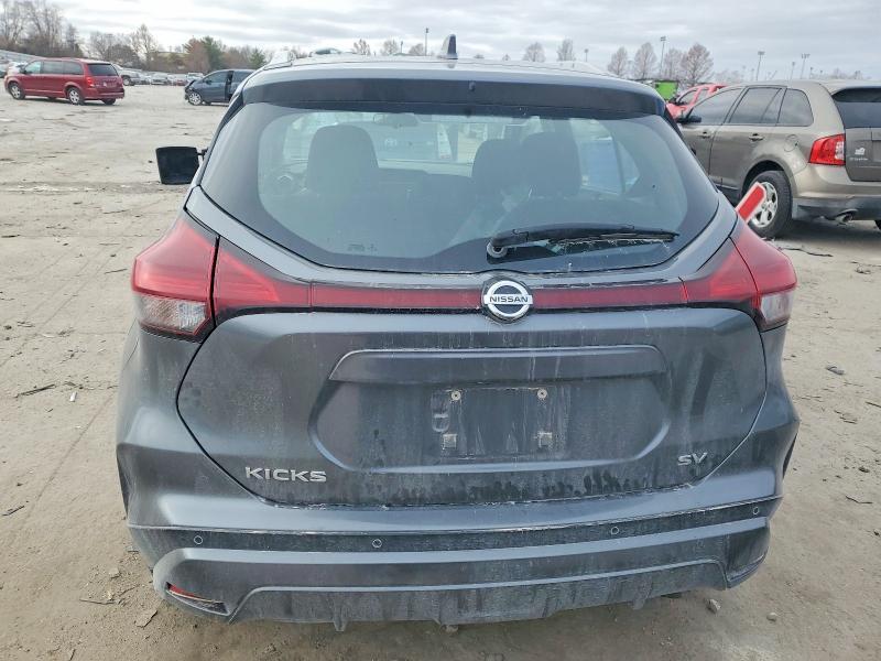 2021 Nissan Kicks sv