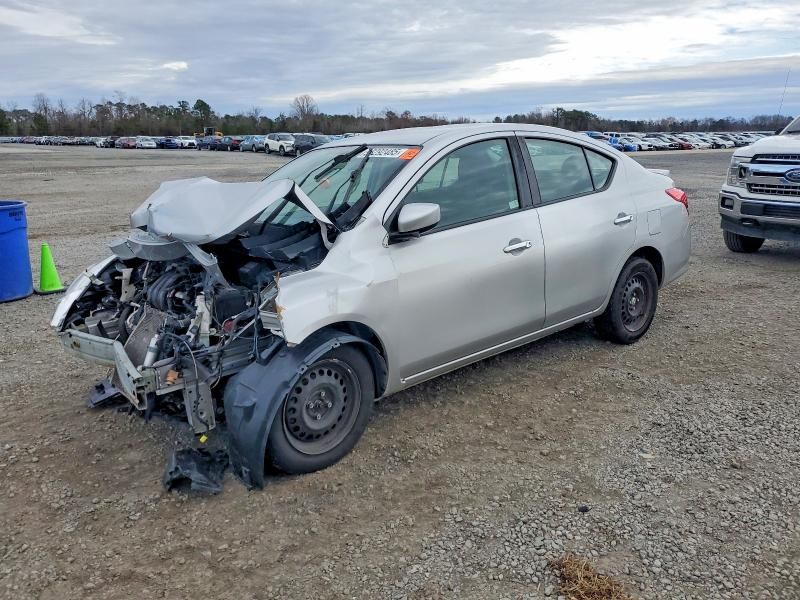 2019 Nissan Versa s