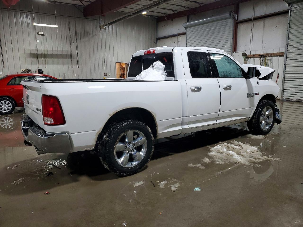 2015 Dodge RAM 1500 SLT
