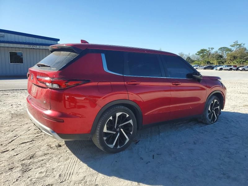 2023 Mitsubishi Outlander se
