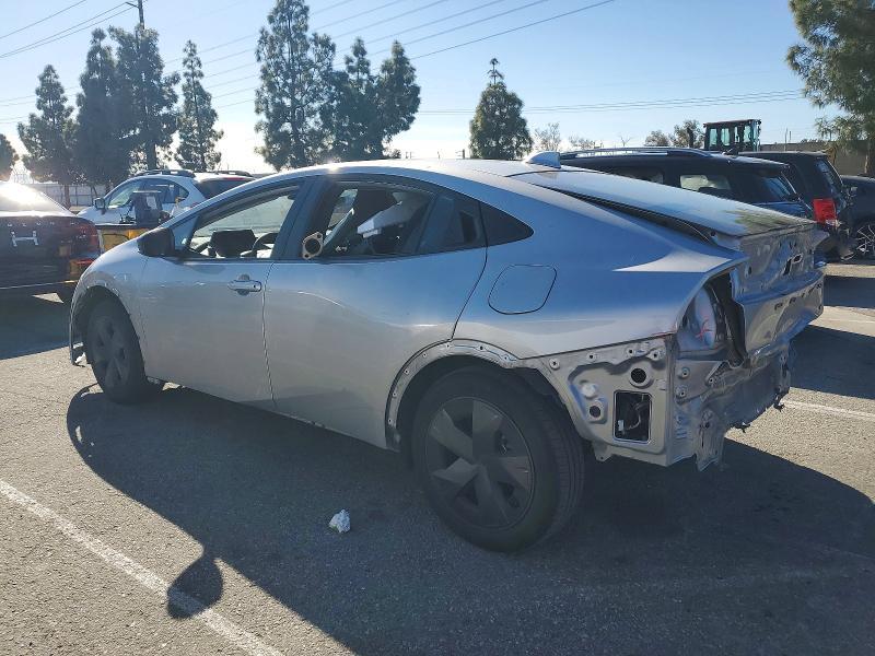 2025 Toyota Prius le