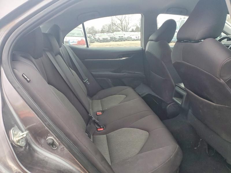 2020 Toyota Camry le