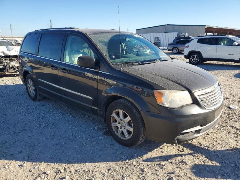 2013 Chrysler Town & Country Touring