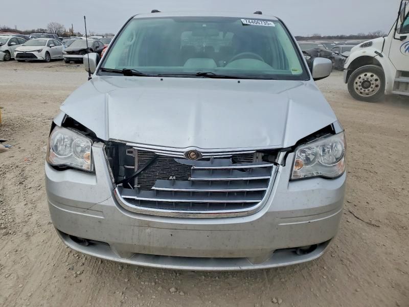 2008 Chrysler Town & Country Touring