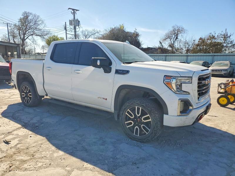 2019 GMC Sierra K1500 AT4