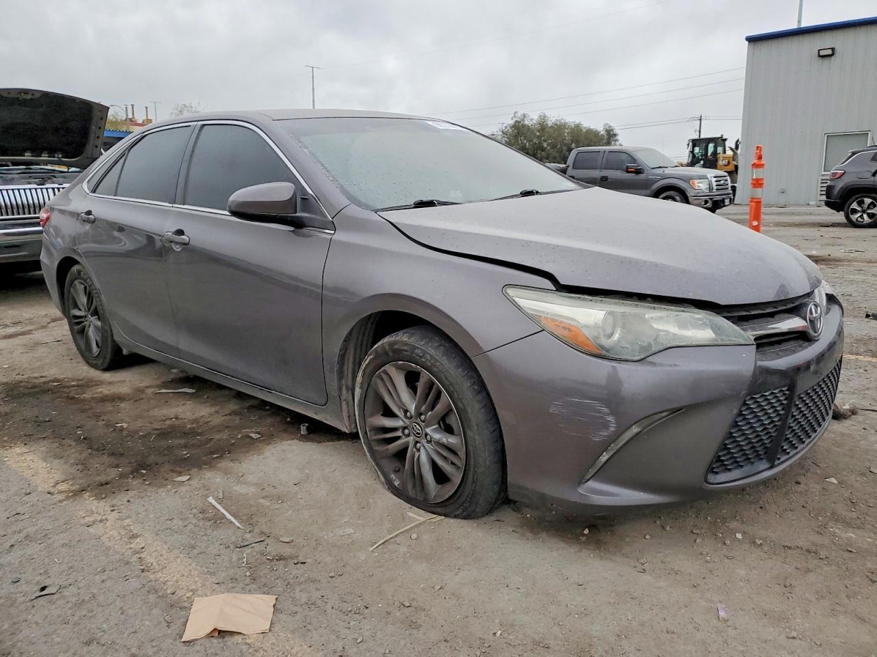 2015 Toyota Camry le