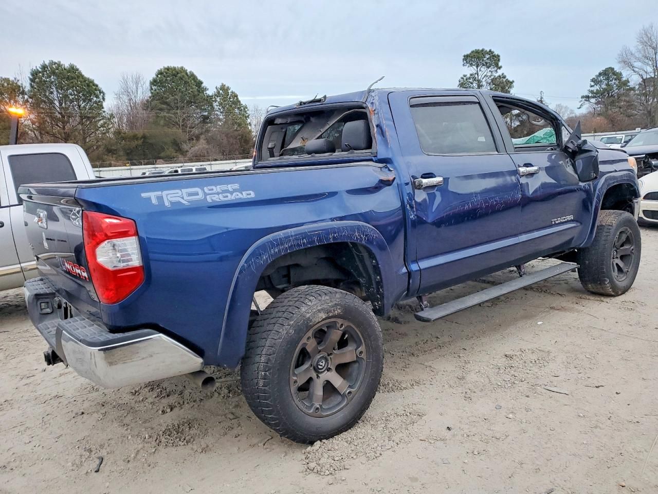2015 Toyota Tundra Crewmax SR5