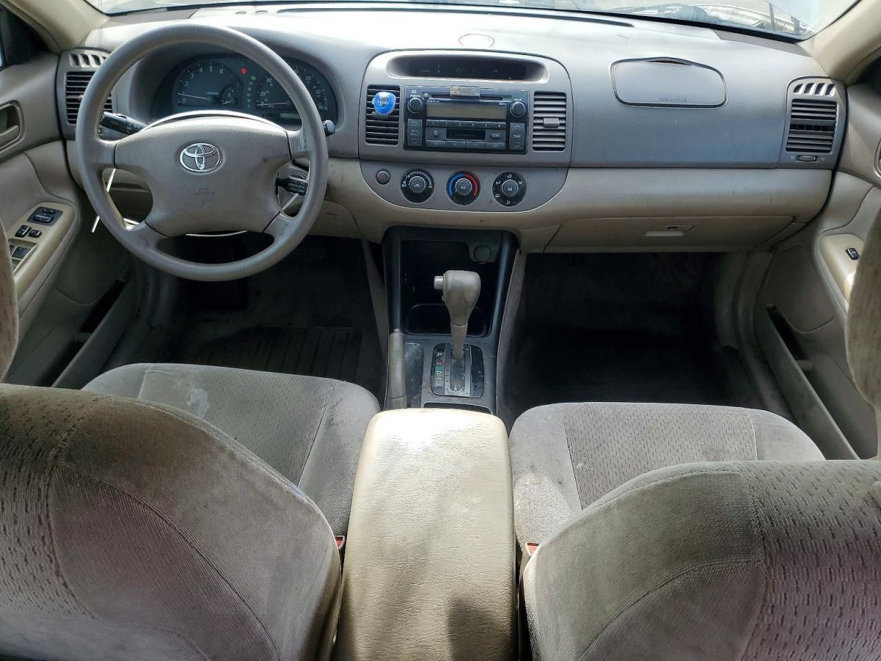2003 Toyota Camry le