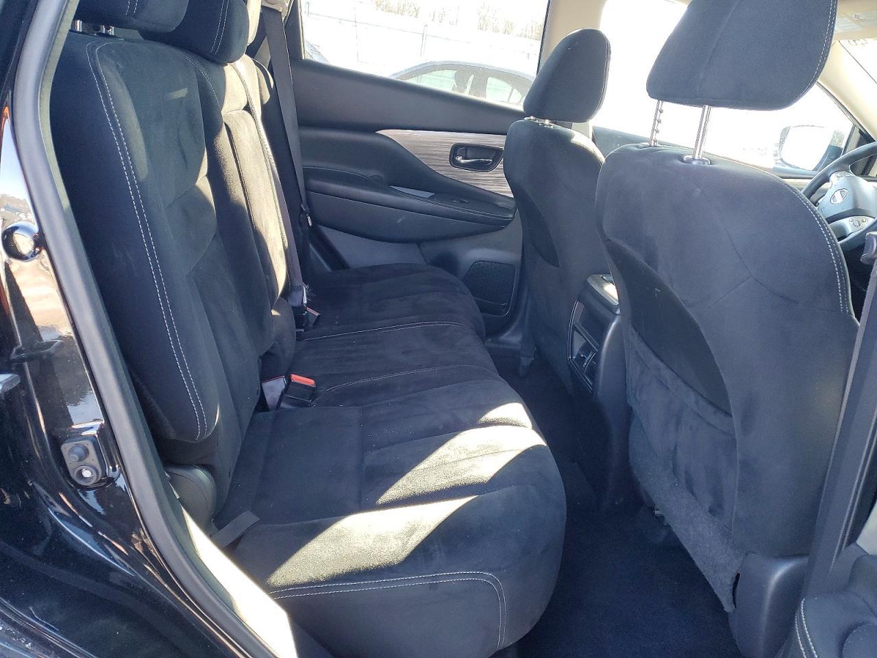2017 Nissan Murano s