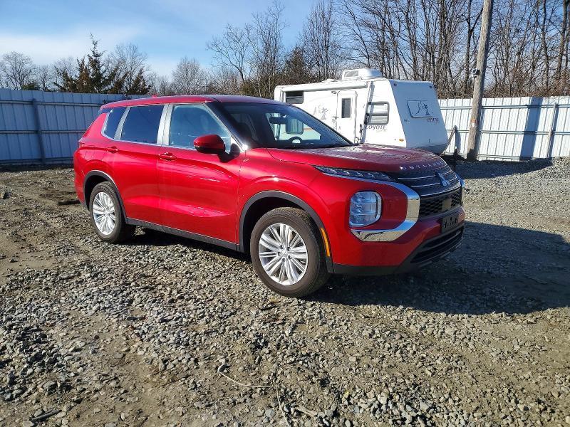 2024 Mitsubishi Outlander es