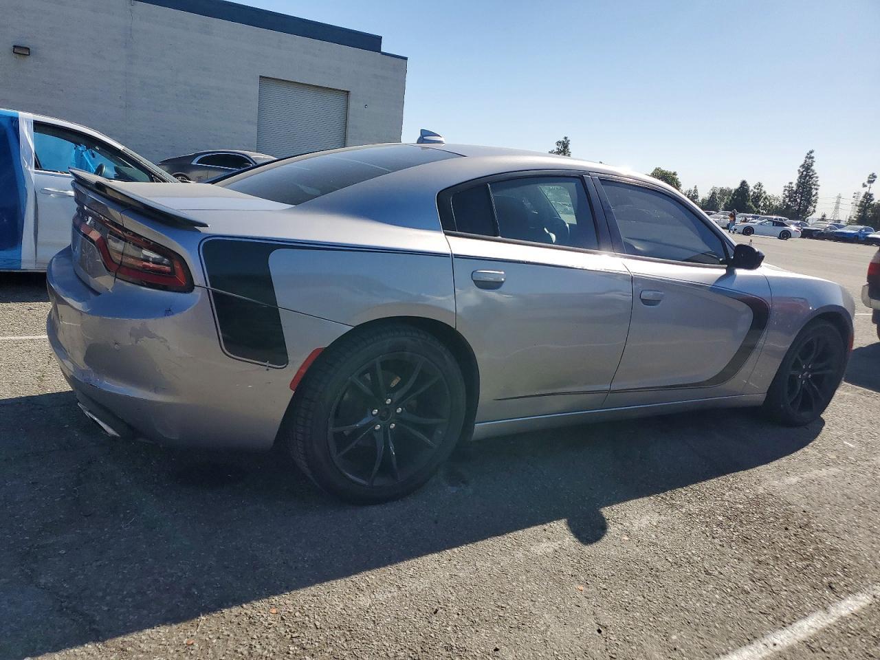 2018 Dodge Charger sxt Plus