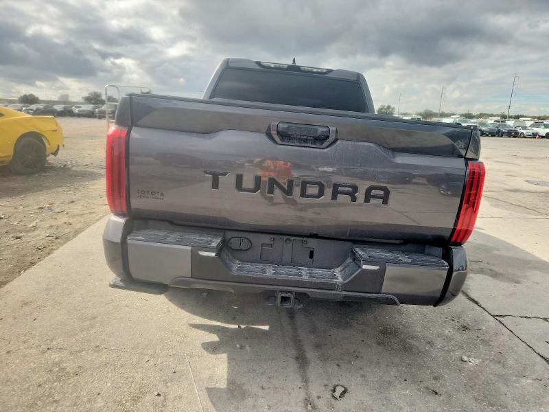 2025 Toyota Tundra Crewmax SR5