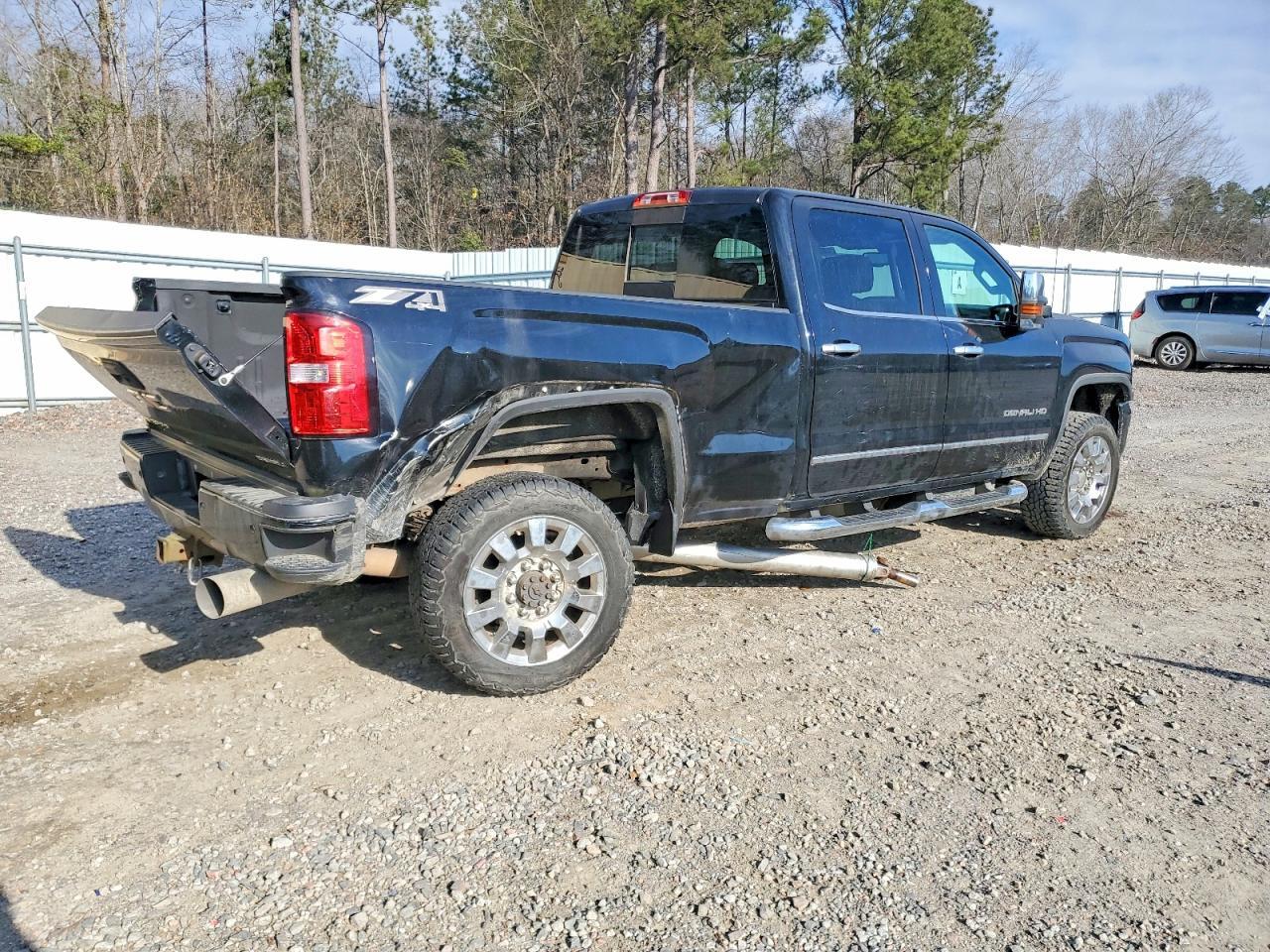 2015 GMC Sierra K2500 Denali
