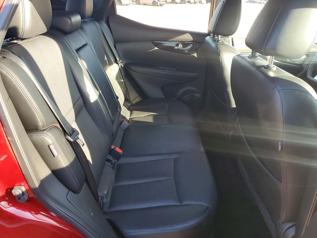 2022 Nissan Rogue Sport sl