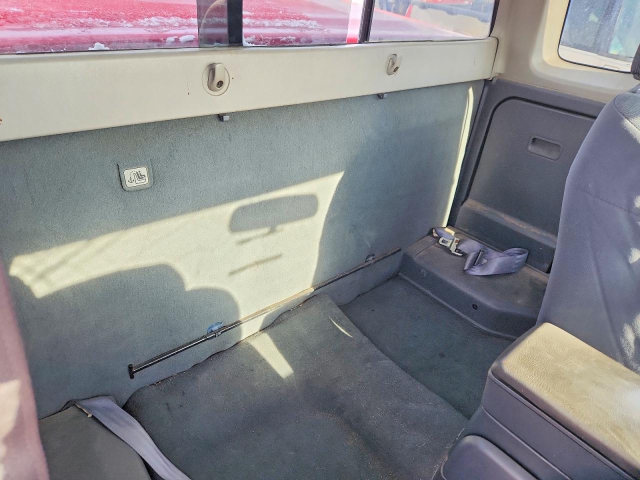 2002 Nissan Frontier Standard