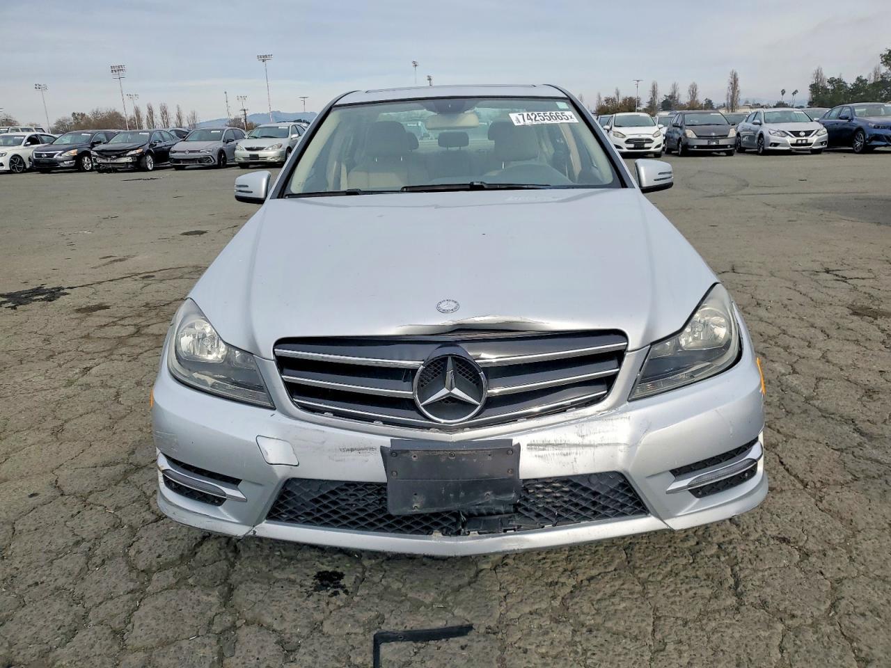 2014 Mercedes-Benz C 250
