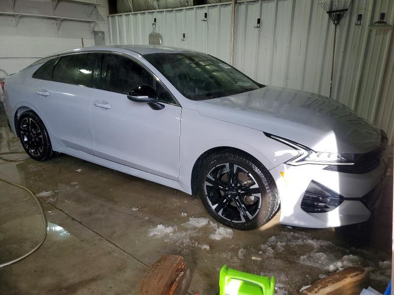 2022 KIA K5 gt Line