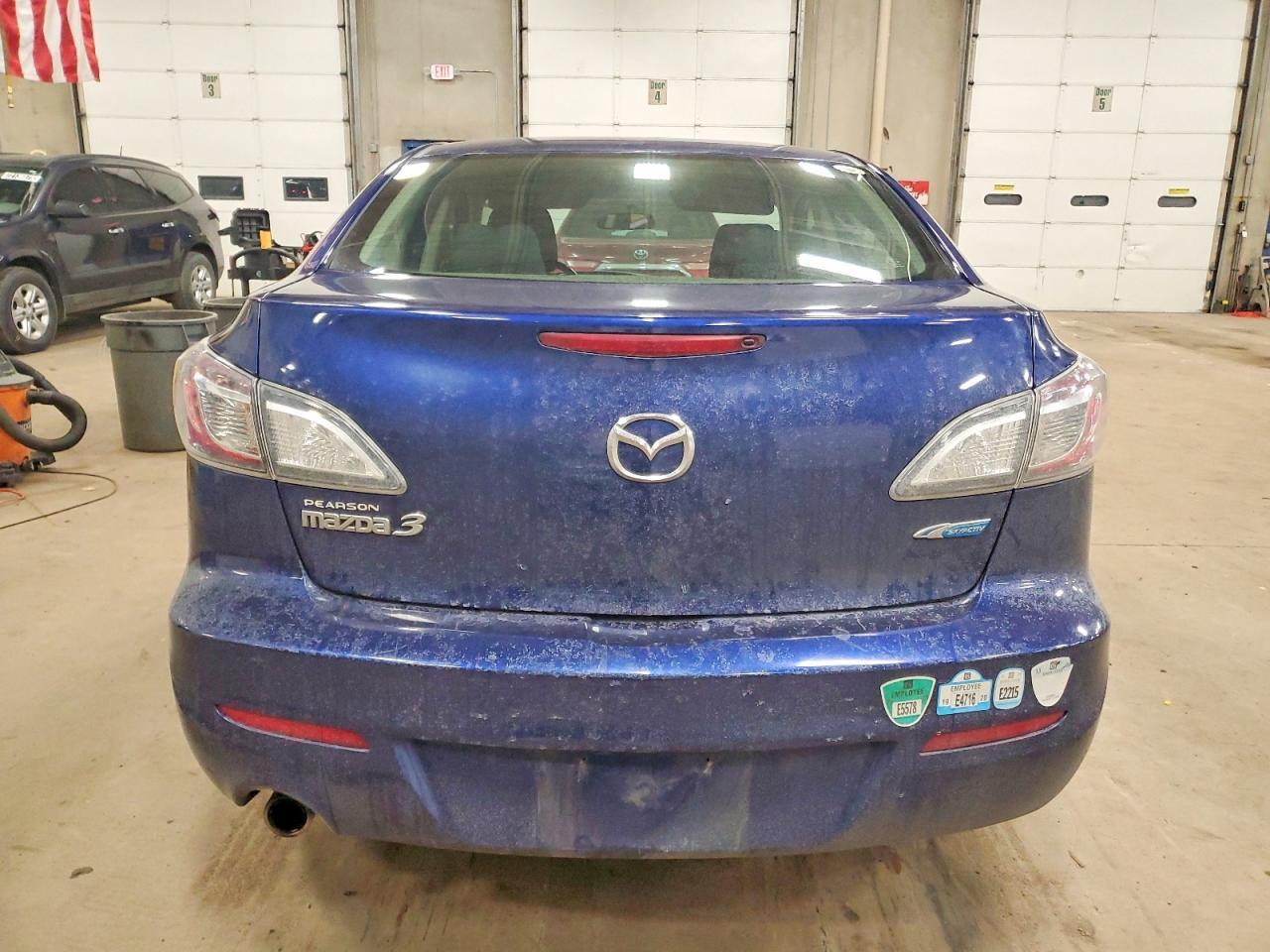 2013 Mazda 3 I