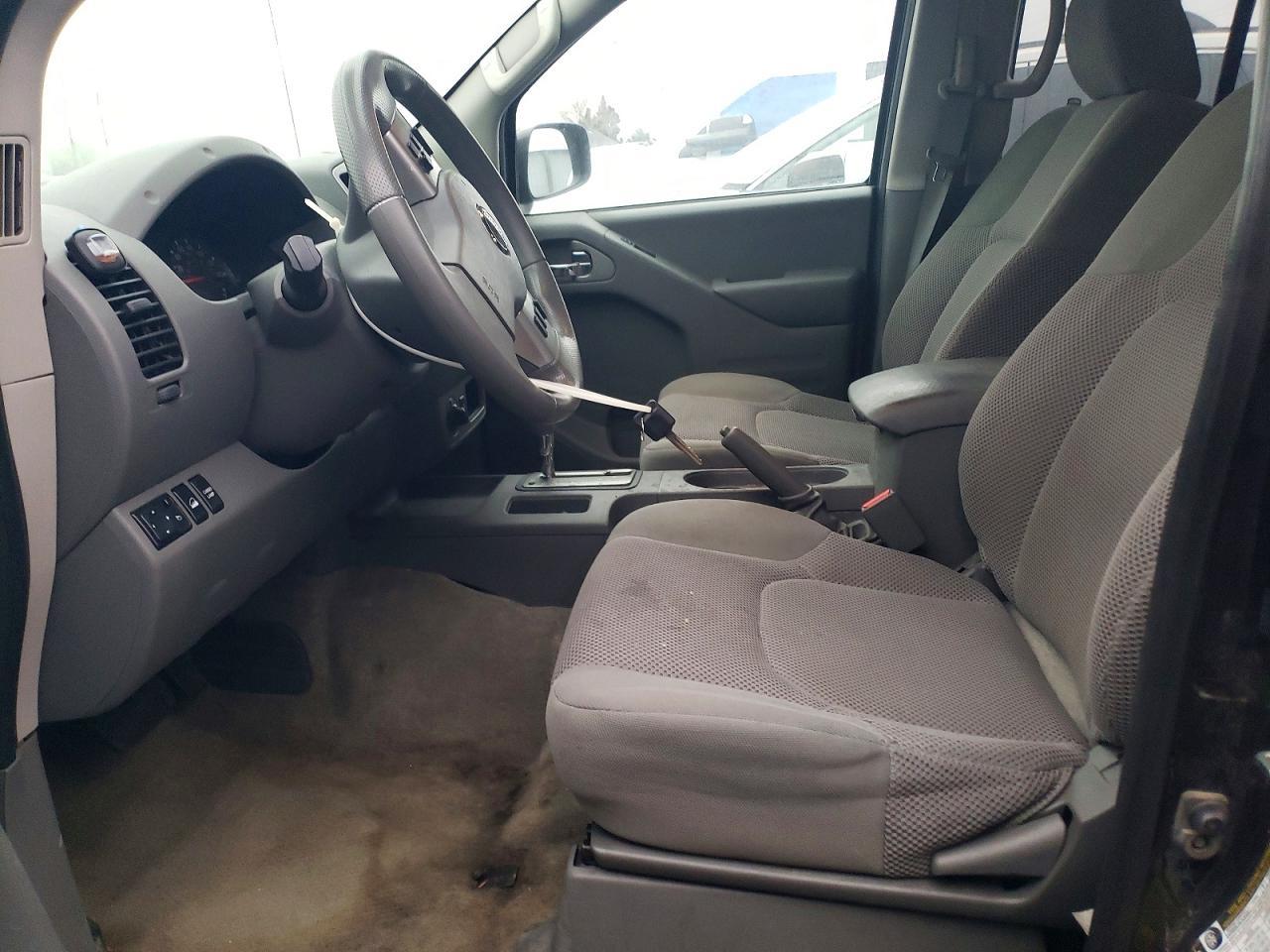 2017 Nissan Frontier SV