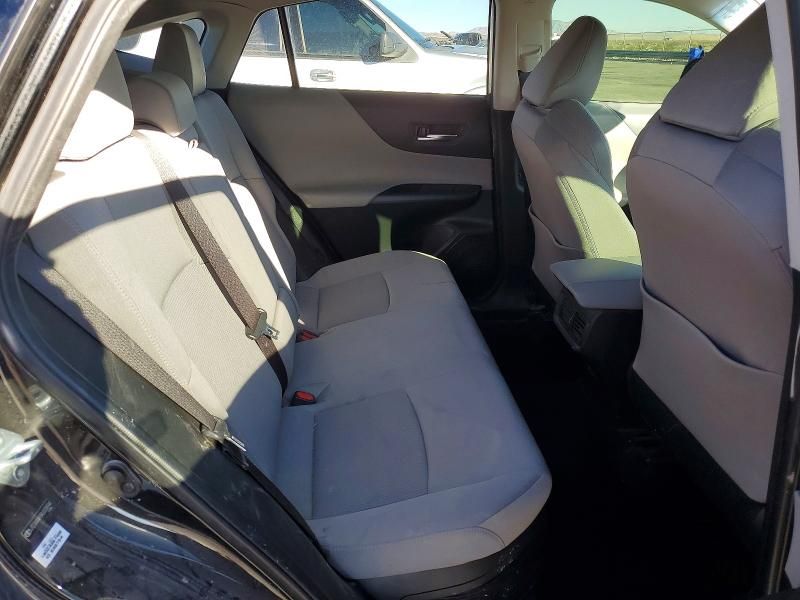 2021 Toyota Venza le