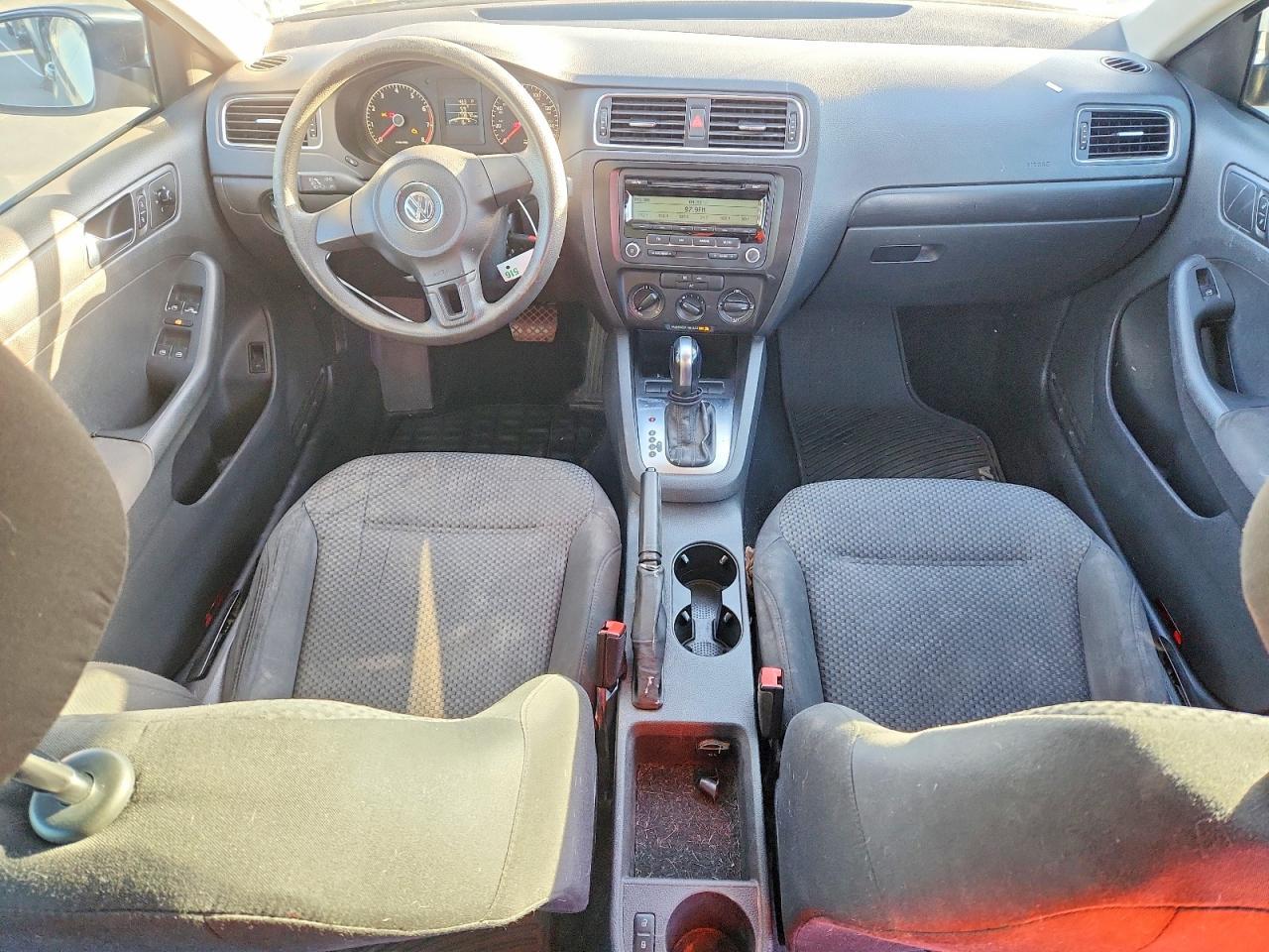 2011 Volkswagen Jetta Base