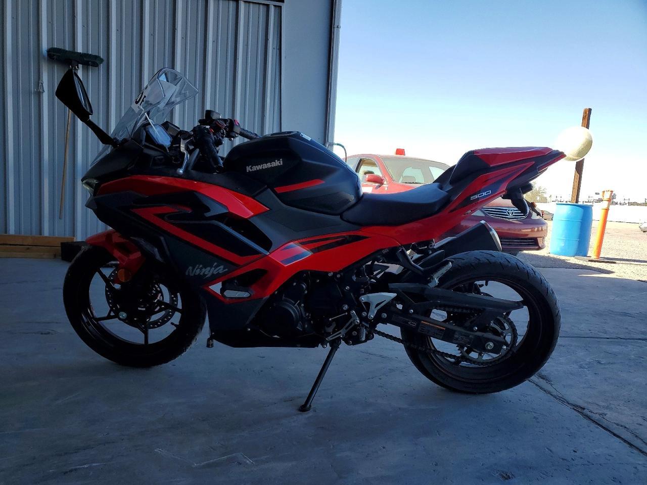 2025 Kawasaki EX500 A