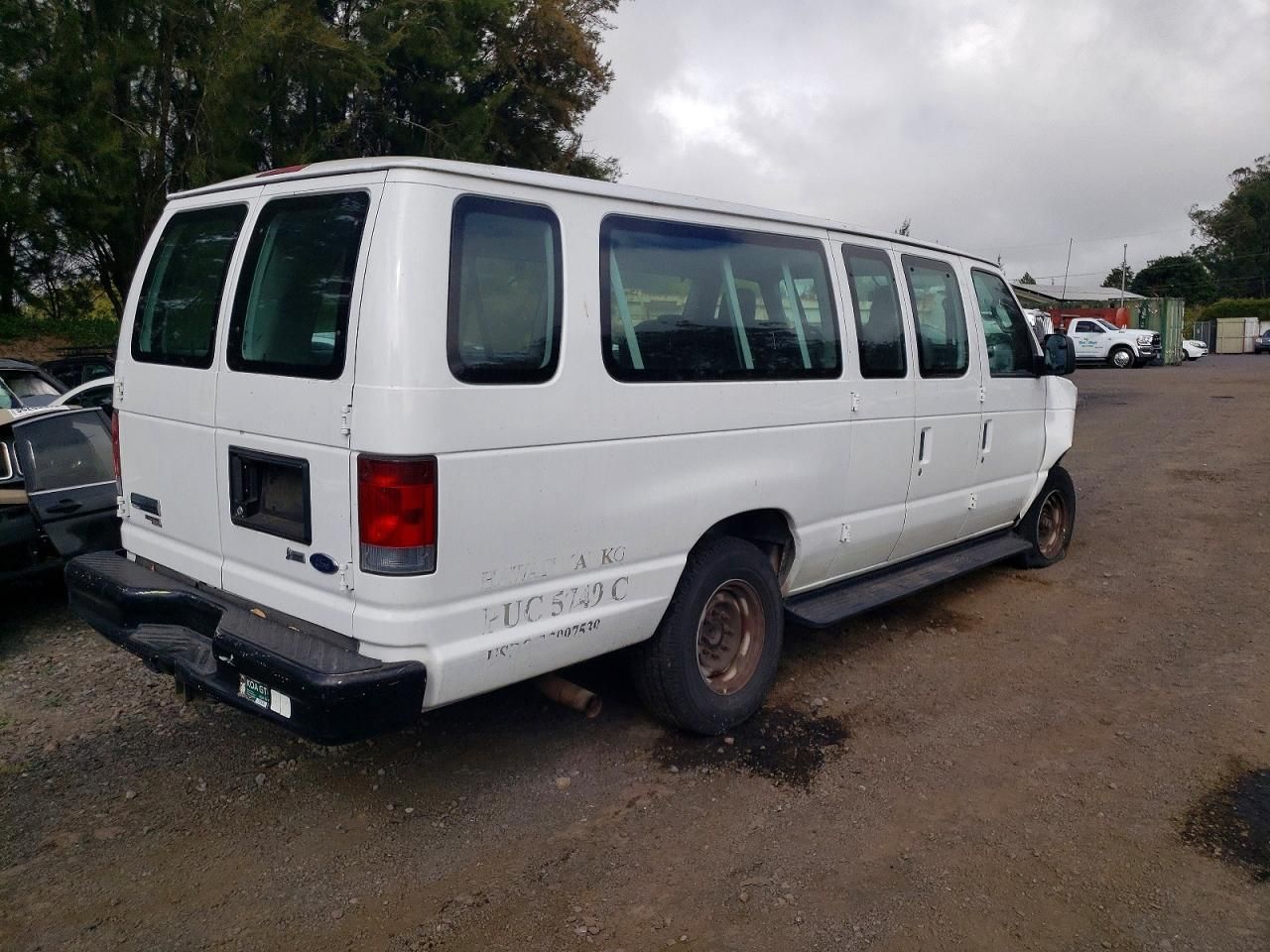2011 Ford Econoline E350 Super Duty Wagon