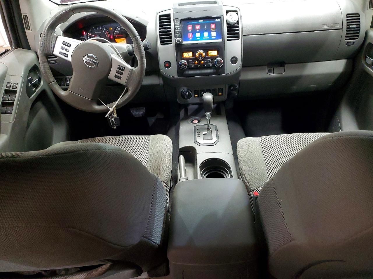 2020 Nissan Frontier s