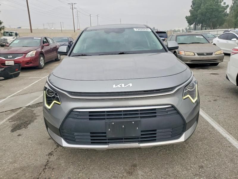 2023 KIA Niro lx