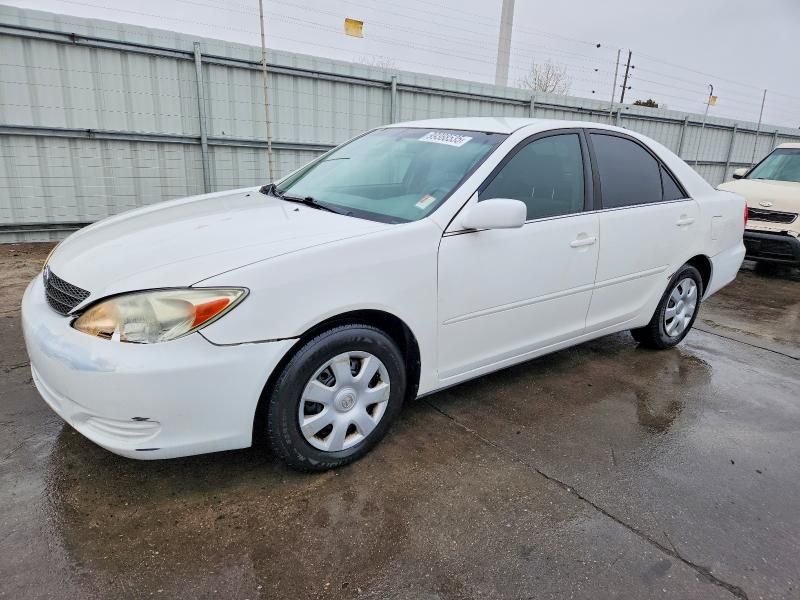 2004 Toyota Camry le
