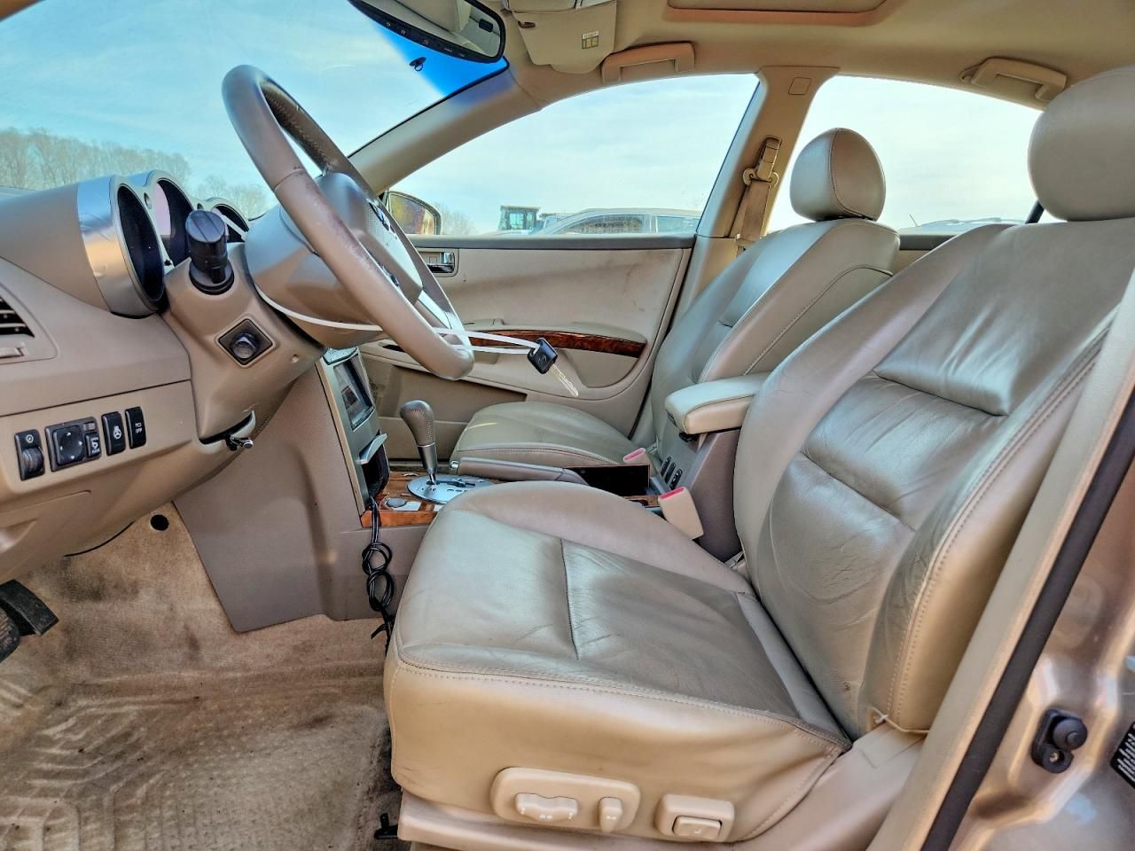 2005 Nissan Maxima se