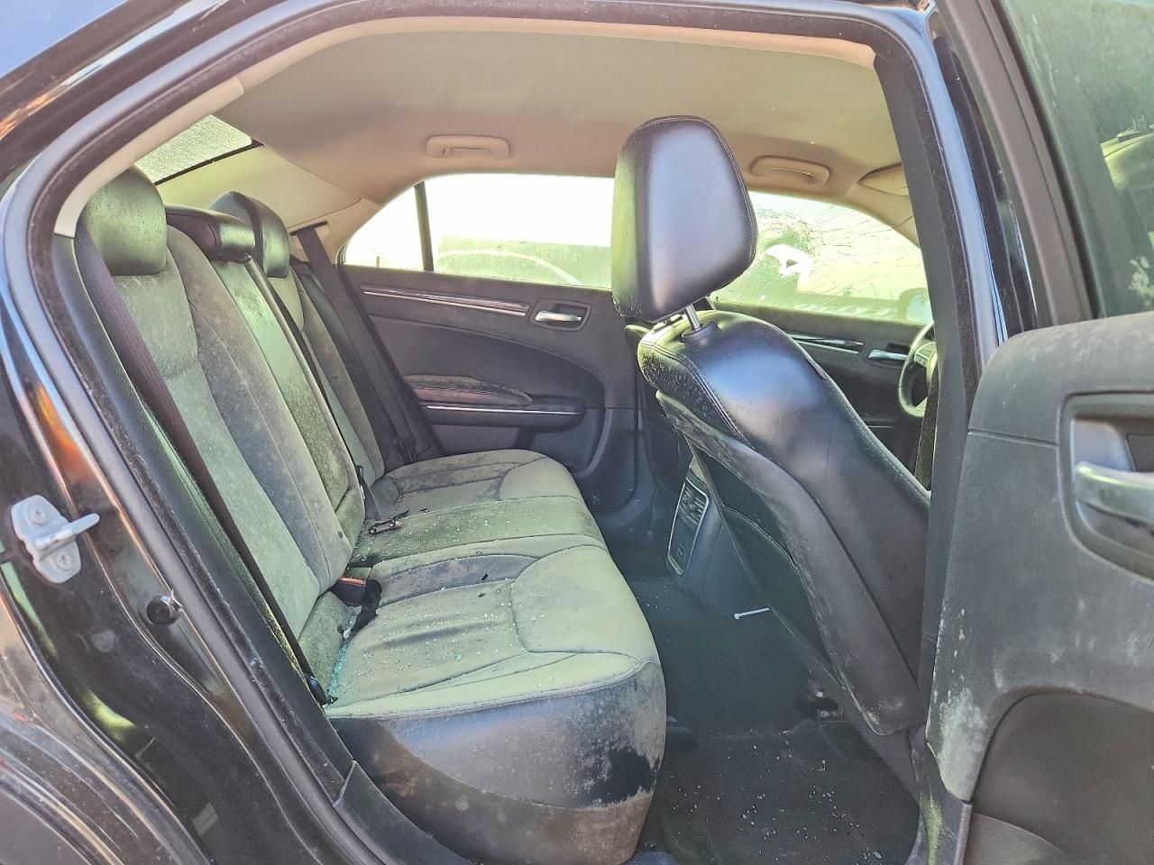 2015 Chrysler 300 Limited