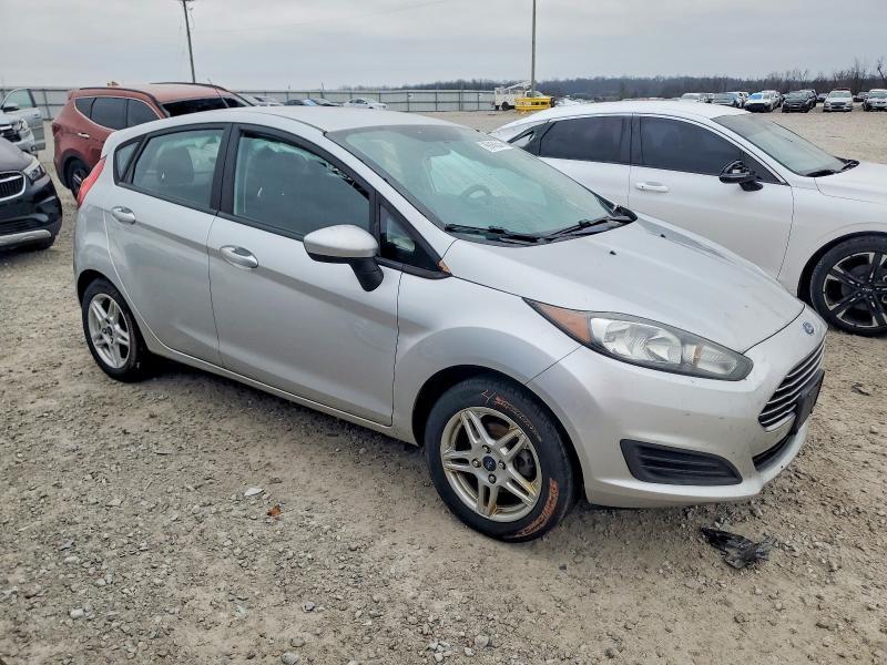 2018 Ford Fiesta se
