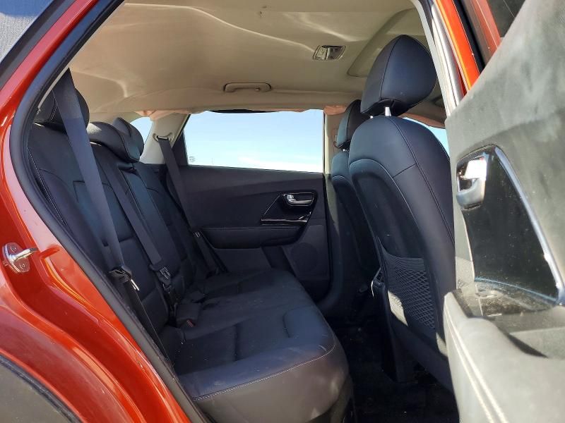 2022 KIA Niro Touring Special Edition