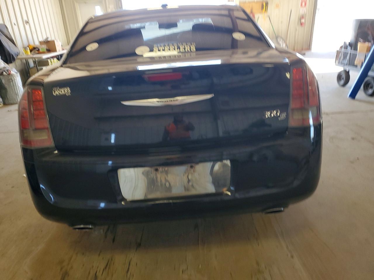 2014 Chrysler 300 s