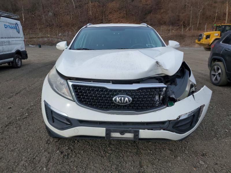 2014 KIA Sportage lx