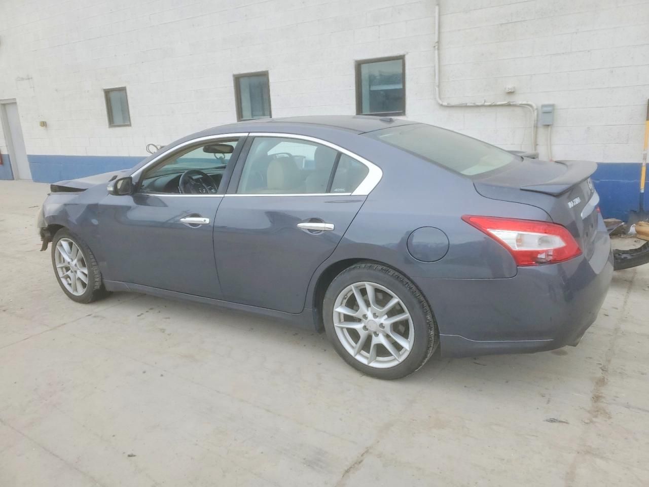 2010 Nissan Maxima s