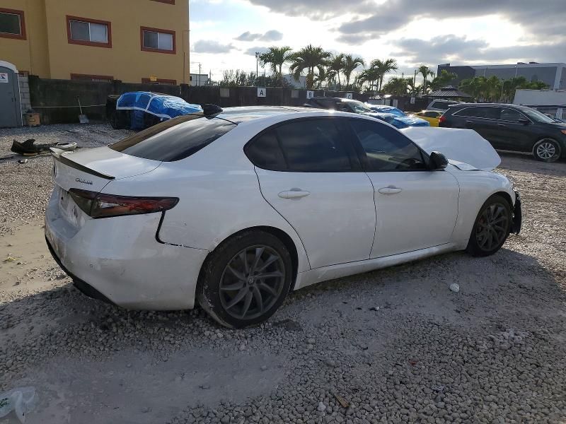 2024 Alfa Romeo Giulia ti