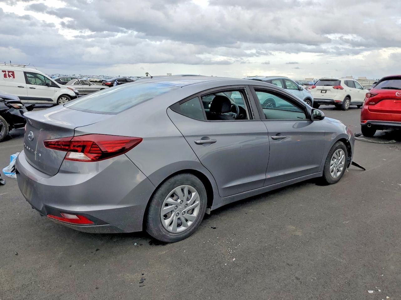 2019 Hyundai Elantra se